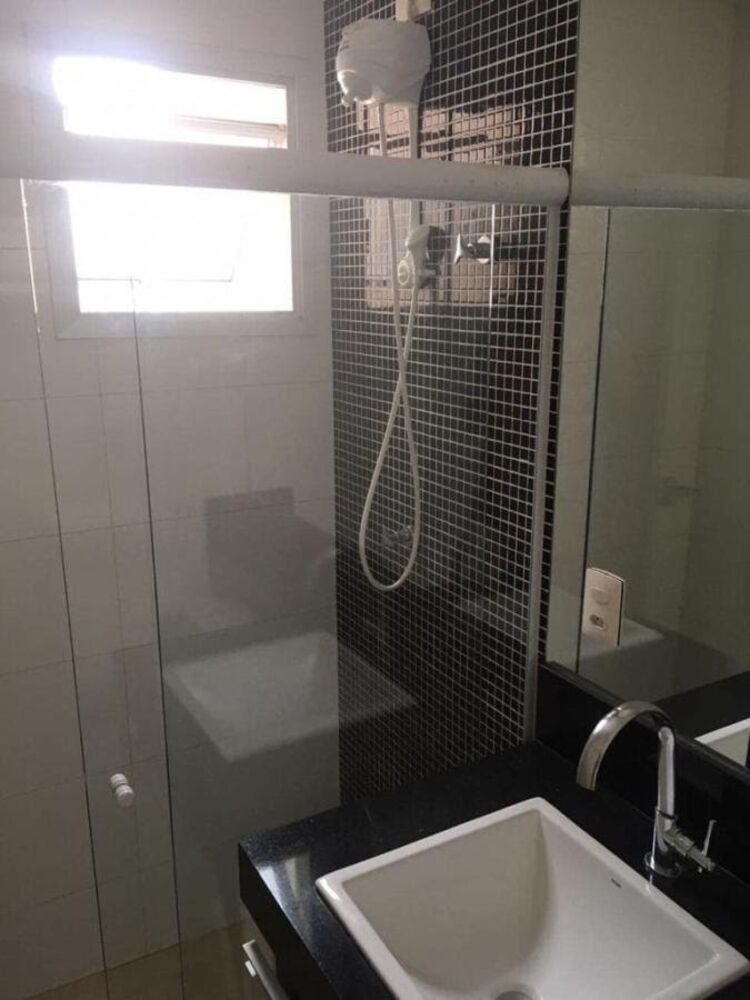 Apartamento à venda com 2 quartos, 74m² - Foto 4