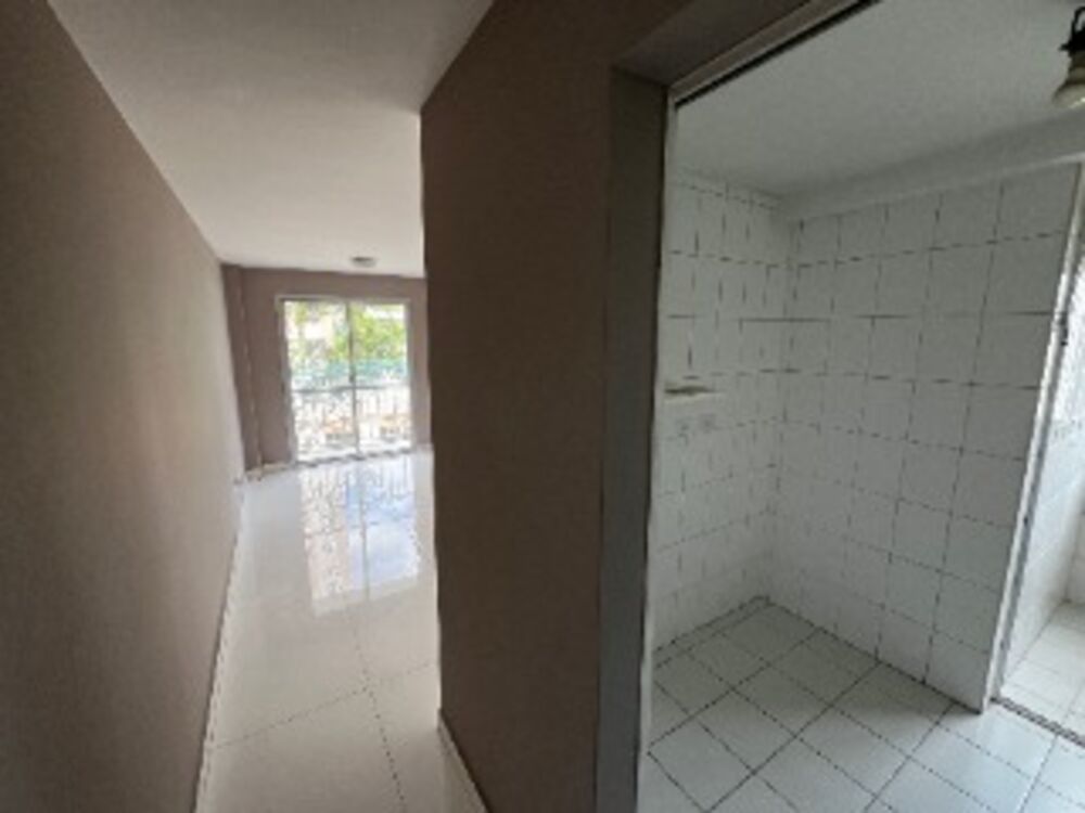 Apartamento à venda com 2 quartos, 48m² - Foto 3