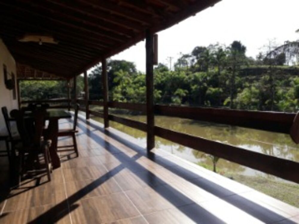 Sítio à venda com 4 quartos, 300m² - Foto 1
