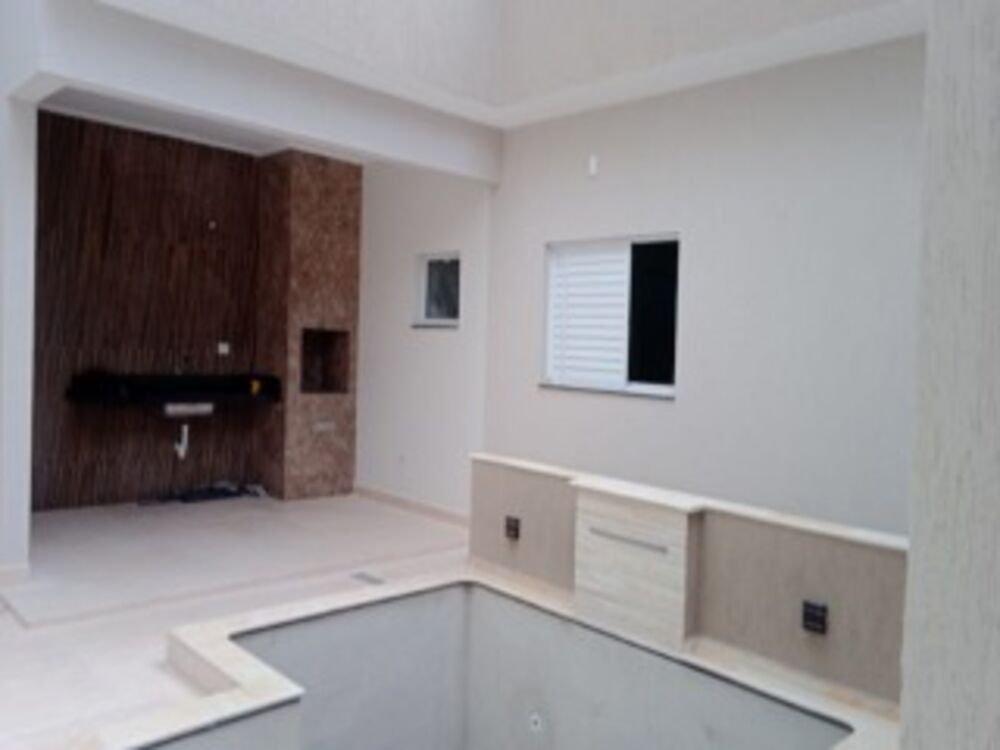 Casa à venda com 3 quartos, 177m² - Foto 2