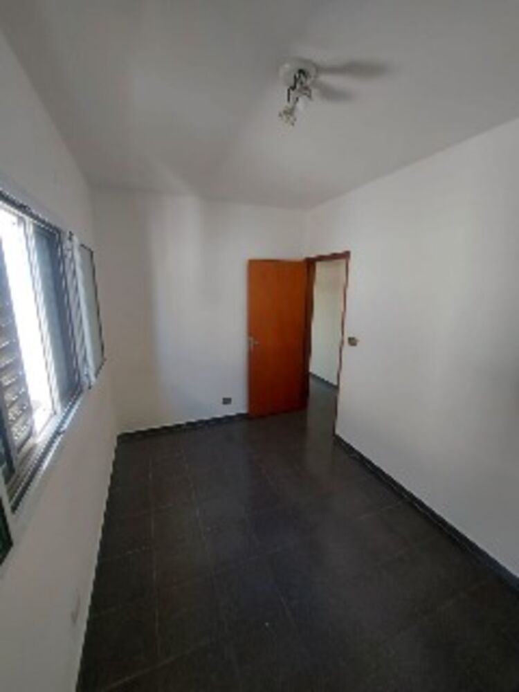 Casa à venda com 3 quartos, 170m² - Foto 9