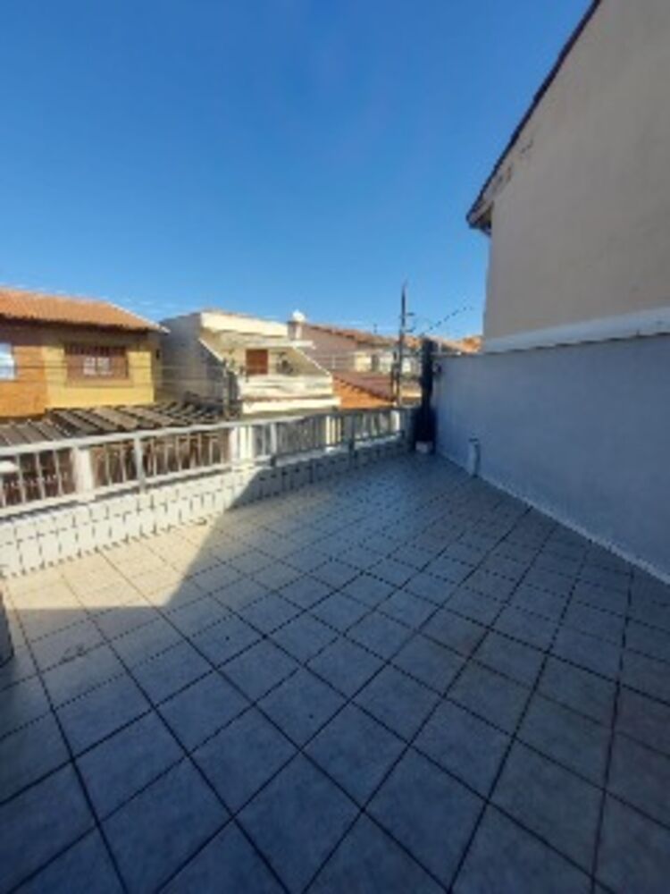 Casa à venda com 3 quartos, 170m² - Foto 4