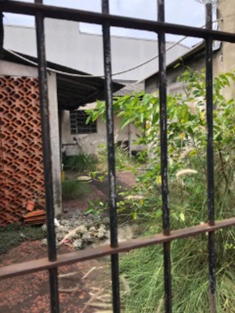 Prédio Inteiro à venda com 6 quartos, 200m² - Foto 4