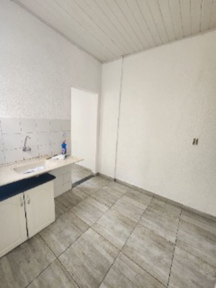 Casa, 1 quarto, 50 m² - Foto 1