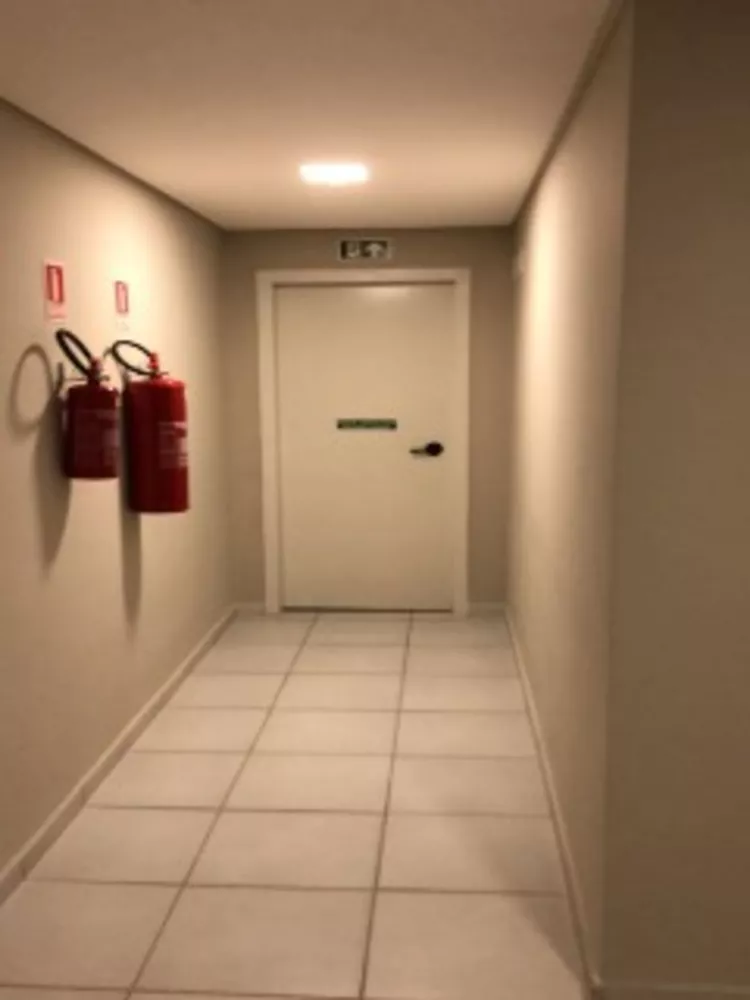 Apartamento à venda com 2 quartos, 40m² - Foto 3