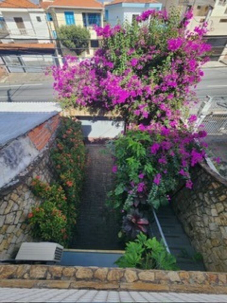 Casa para alugar com 4 quartos, 349m² - Foto 5