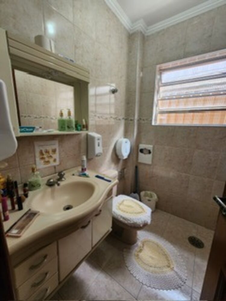Casa para alugar com 4 quartos, 349m² - Foto 15