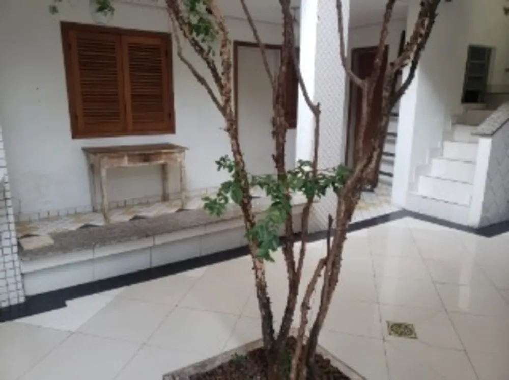 Casa, 4 quartos, 248 m² - Foto 21