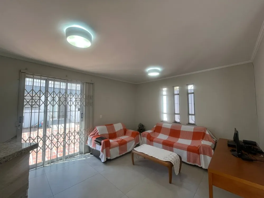 Casa, 4 quartos - Foto 1