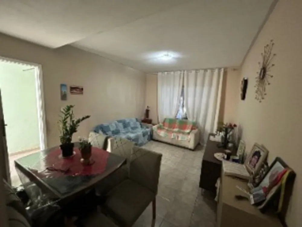 Casa, 3 quartos, 187 m² - Foto 2