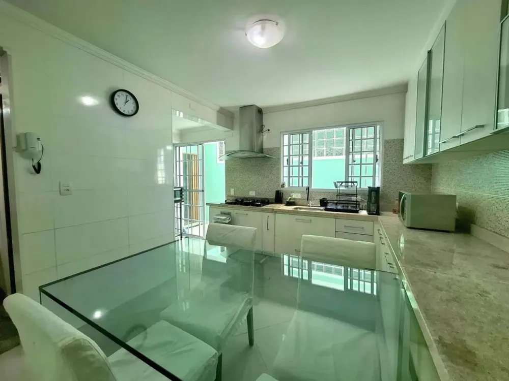 Casa, 3 quartos, 108 m² - Foto 2