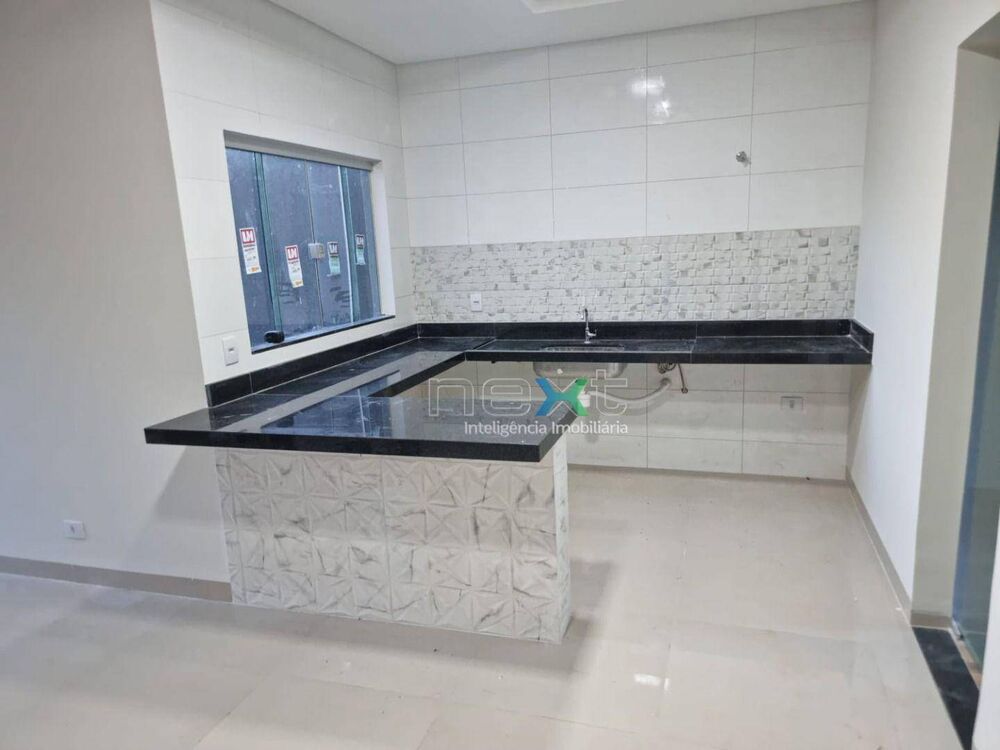 Casa, 3 quartos, 105 m² - Foto 2