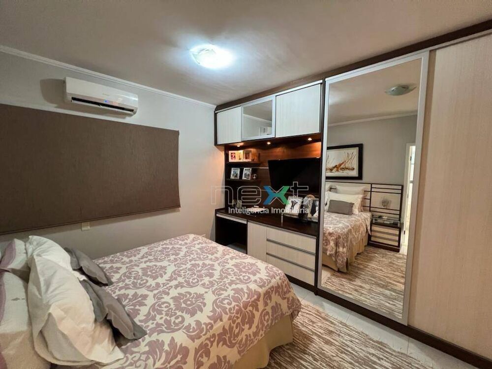 Casa, 4 quartos, 220 m² - Foto 12