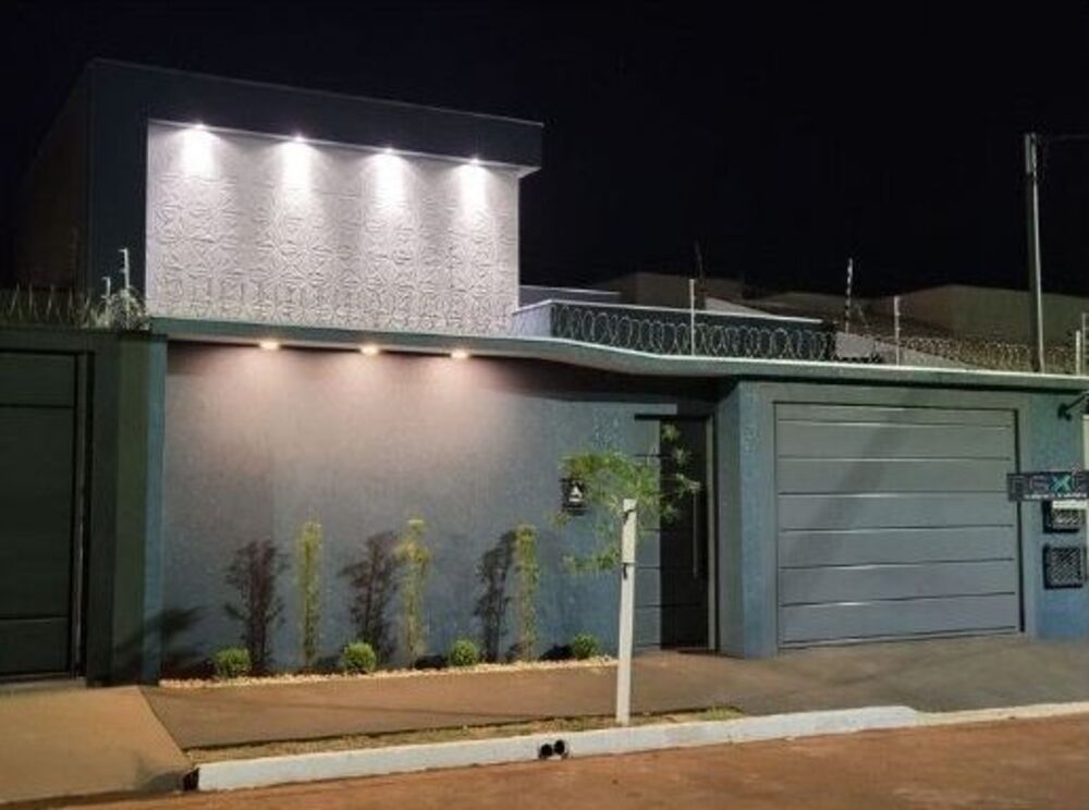 Casa à venda com 3 quartos - Foto 1