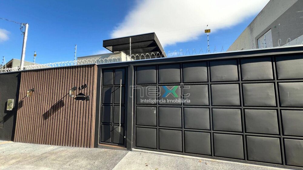 Casa, 3 quartos, 180 m² - Foto 1