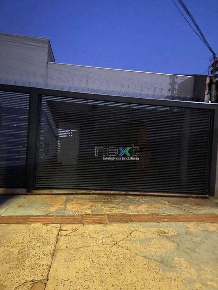Casa, 3 quartos, 200 m² - Foto 1