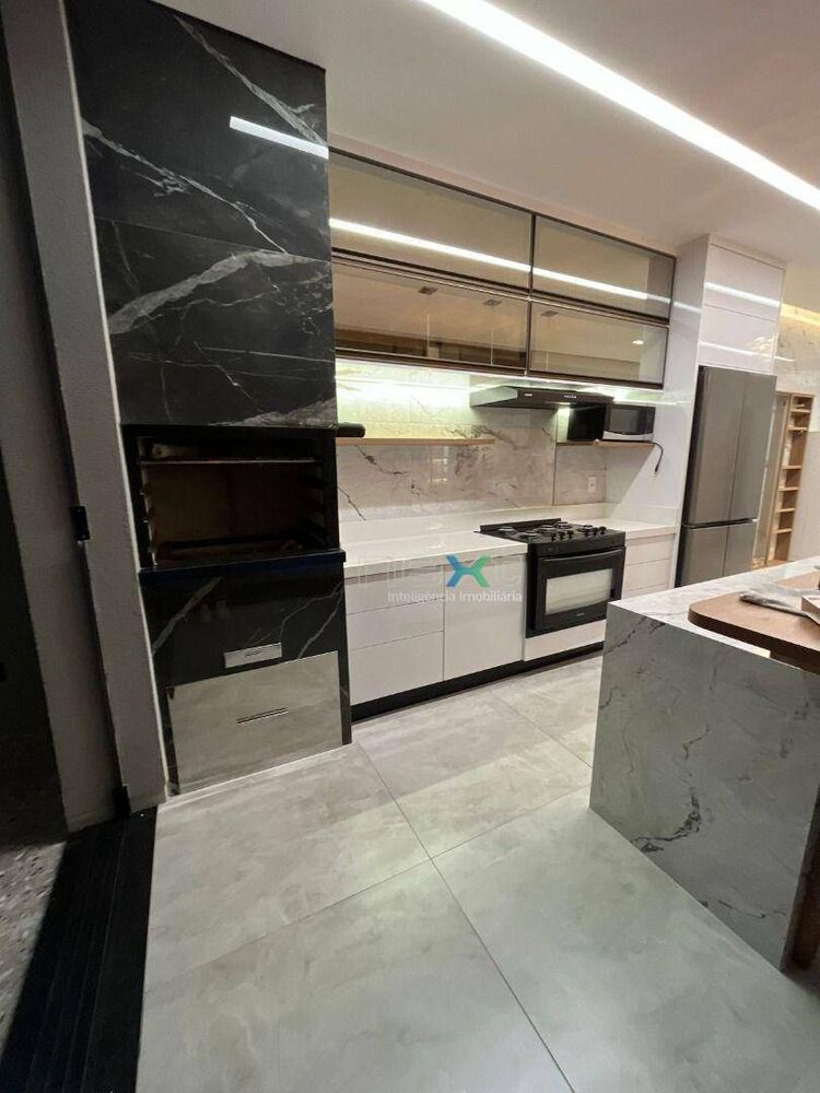 Casa, 4 quartos, 194 m² - Foto 10