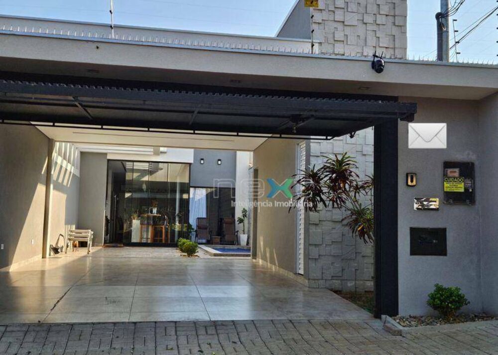 Casa, 4 quartos, 194 m² - Foto 2