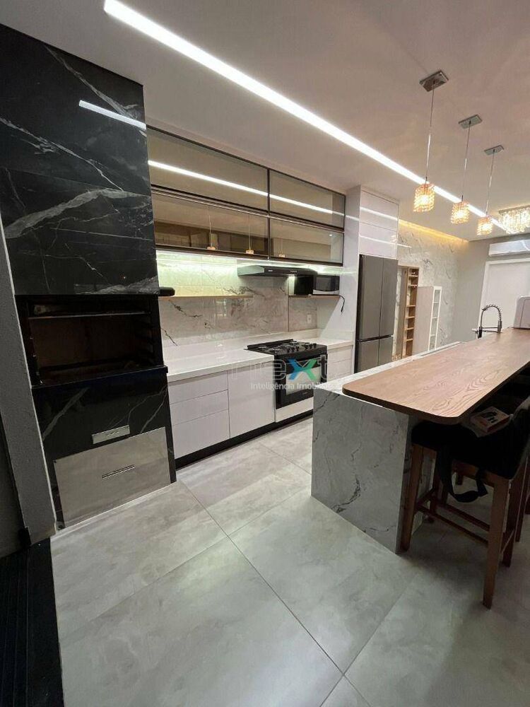 Casa, 4 quartos, 194 m² - Foto 14