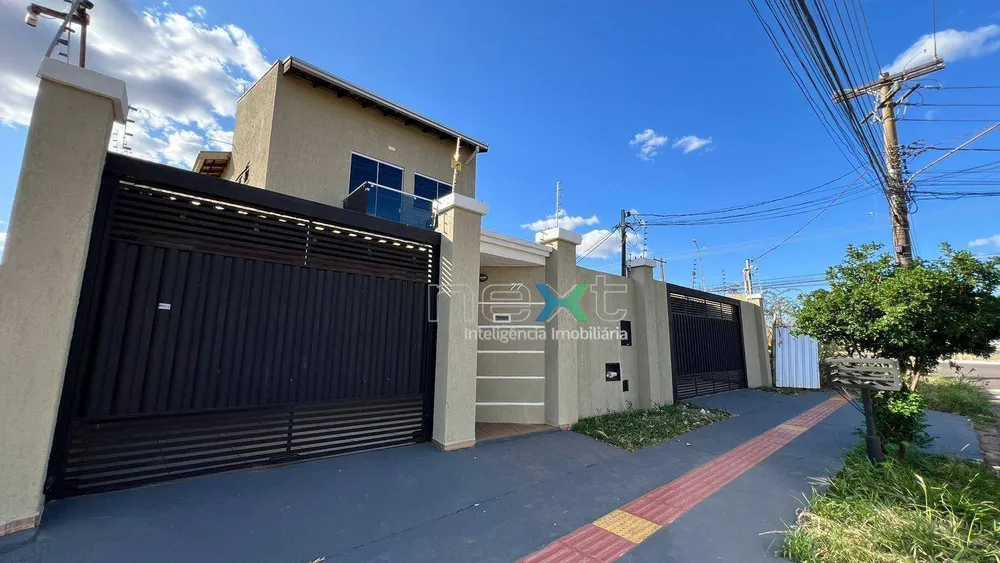 Sobrado, 4 quartos, 356 m² - Foto 1