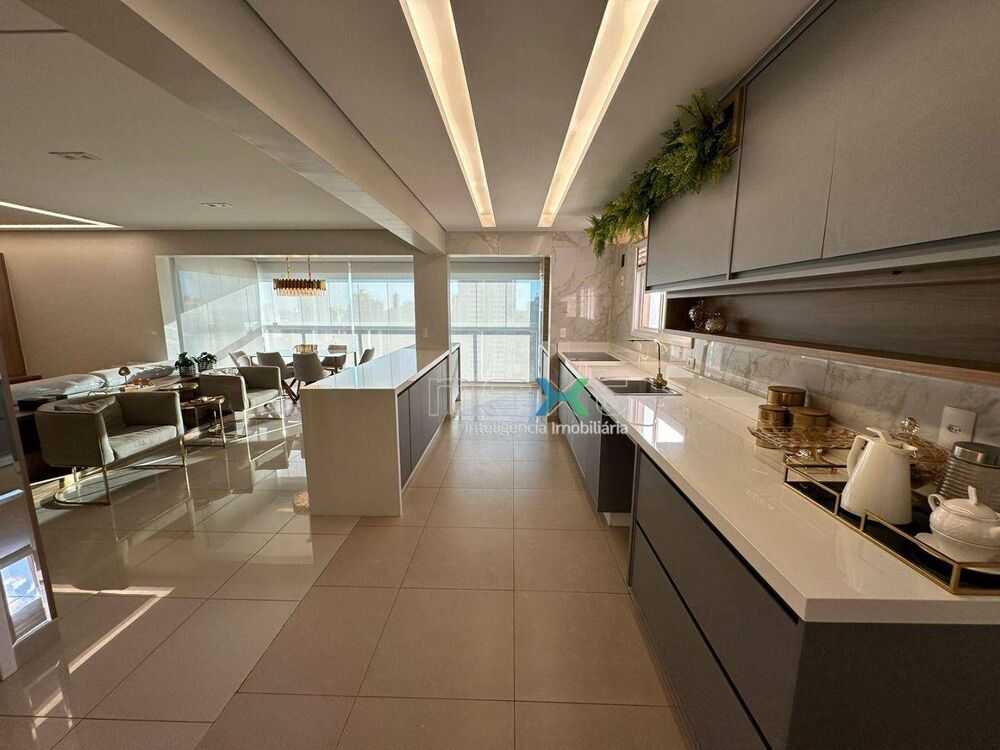 Apartamento à venda com 4 quartos, 144m² - Foto 1