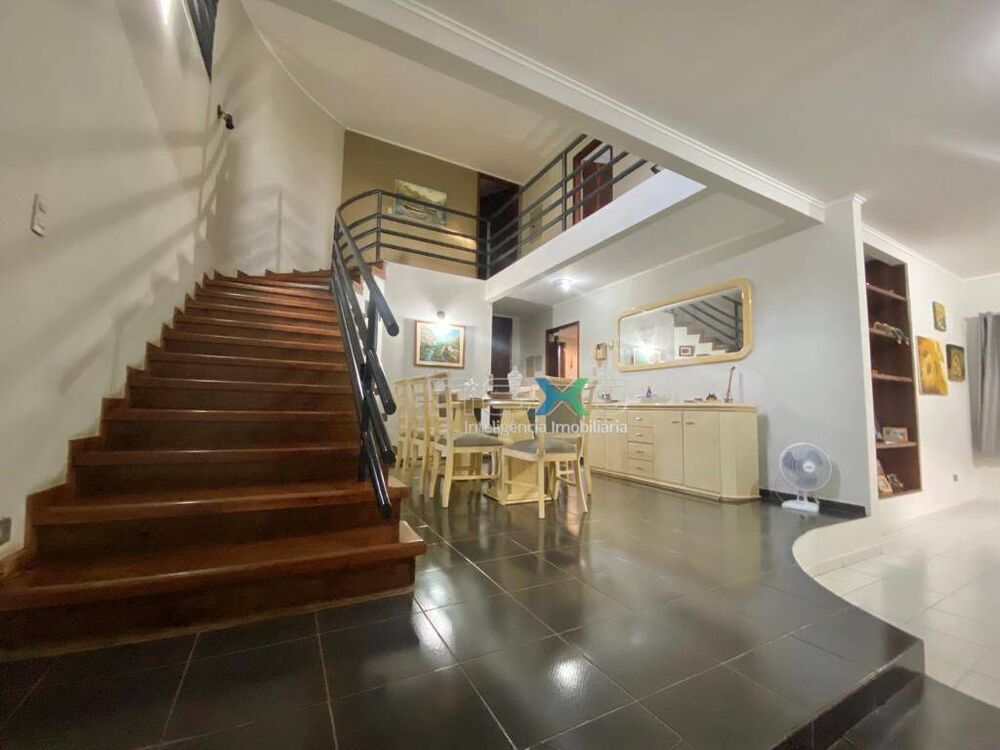 Casa, 5 quartos, 307 m² - Foto 8