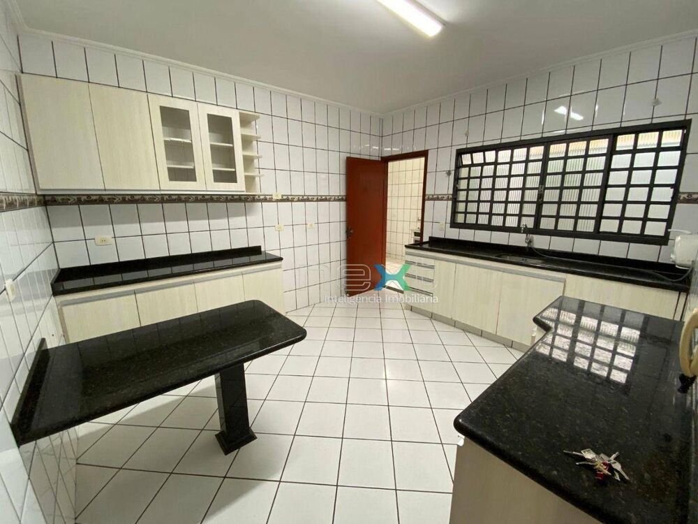 Casa, 2 quartos, 217 m² - Foto 7