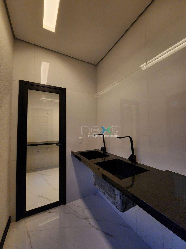 Casa, 3 quartos, 193 m² - Foto 15