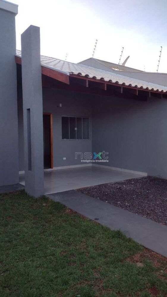 Casa à venda com 2 quartos, 72m² - Foto 4