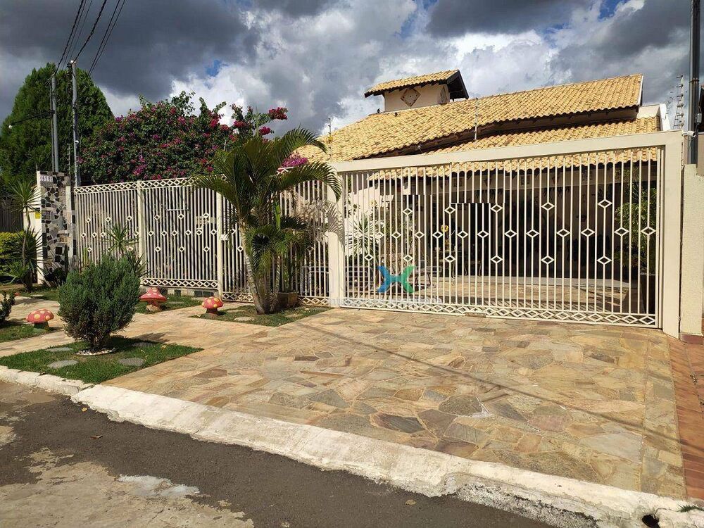 Casa, 3 quartos, 400 m² - Foto 1