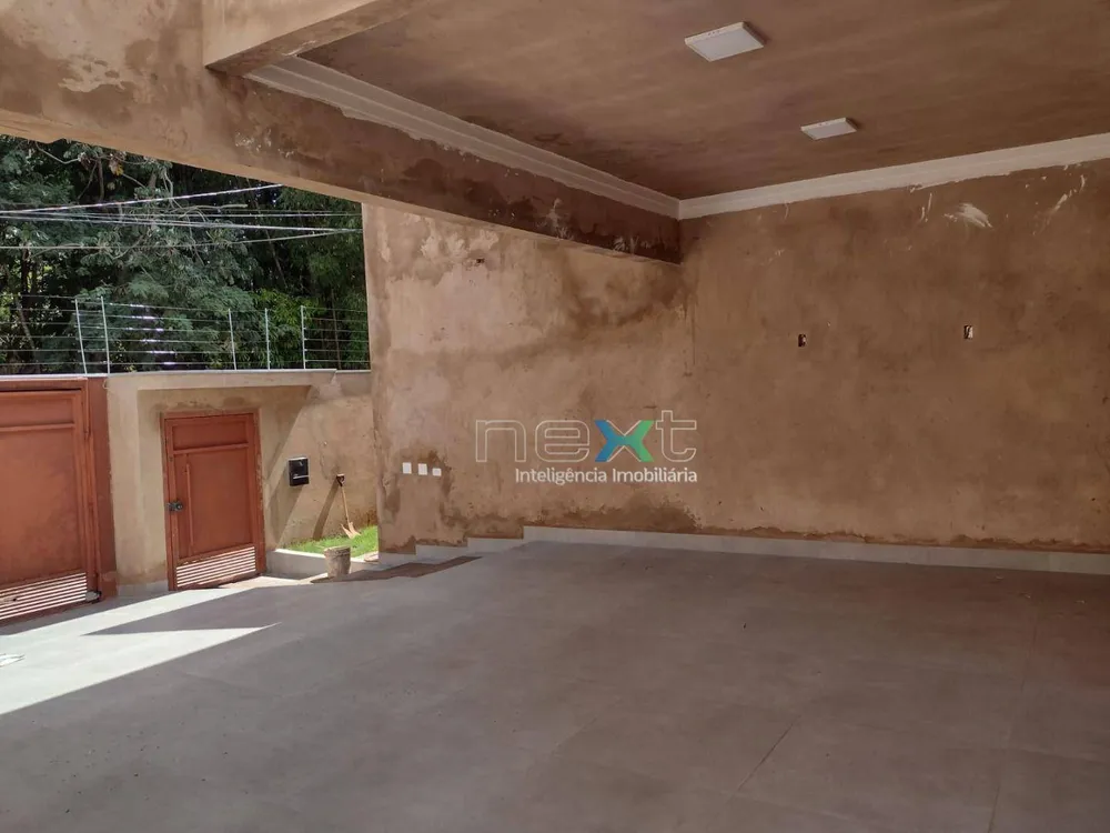 Casa, 4 quartos, 235 m² - Foto 2
