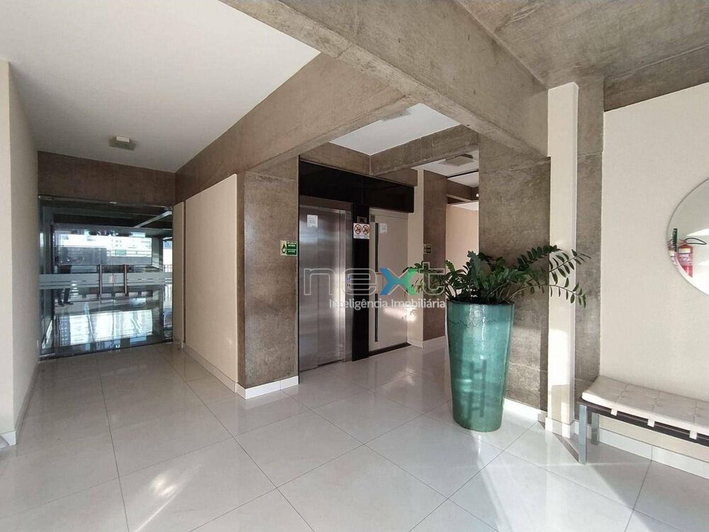 Apartamento, 3 quartos, 361 m² - Foto 4