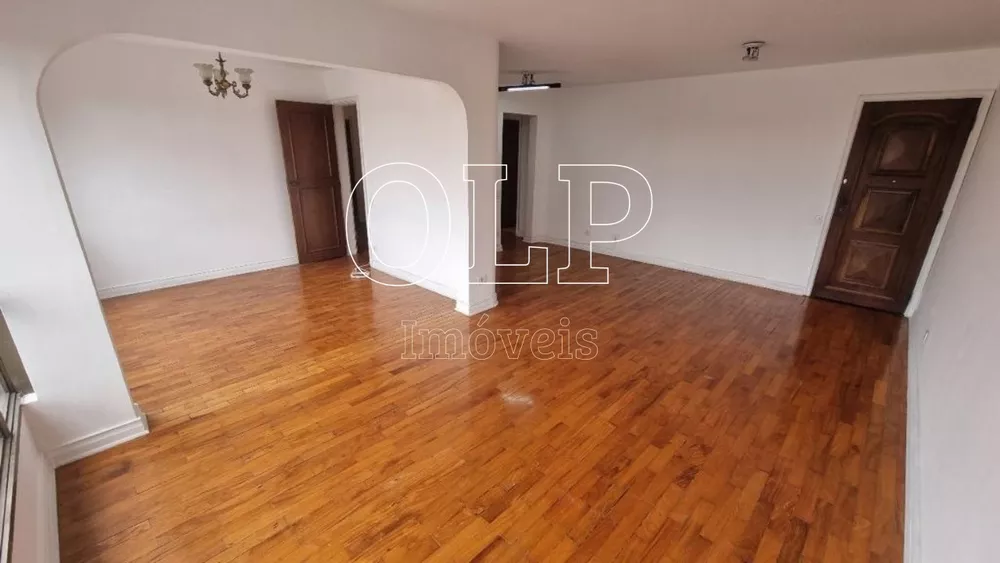 Apartamento à venda e aluguel com 3 quartos, 125m² - Foto 4