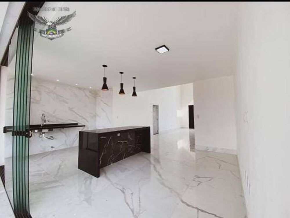 Casa de Condomínio à venda com 4 quartos, 252m² - Foto 3