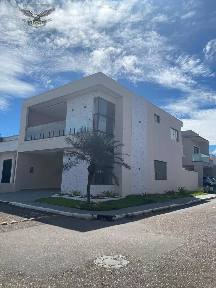 Casa de Condomínio à venda com 3 quartos, 230m² - Foto 1