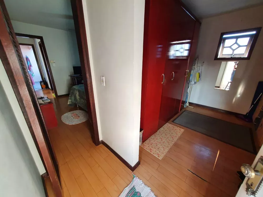 Casa à venda com 3 quartos, 270m² - Foto 20