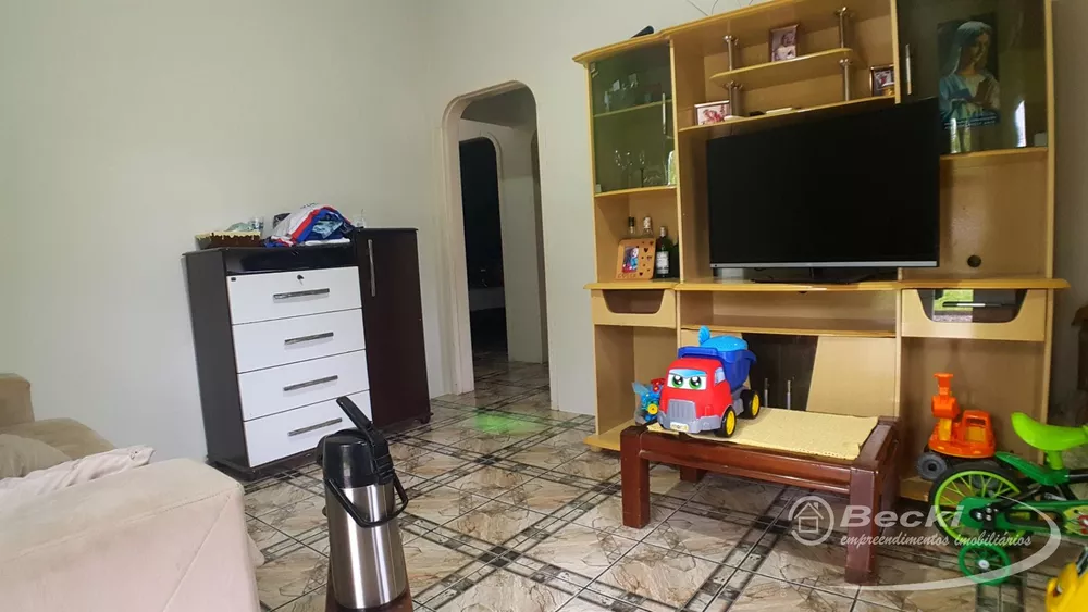 Casa, 3 quartos, 195 m² - Foto 2