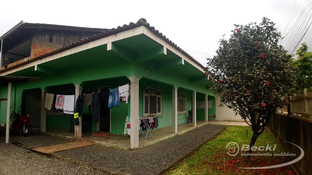 Casa à venda com 3 quartos, 195m² - Foto 3