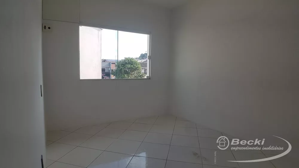 Casa, 6 quartos, 190 m² - Foto 1
