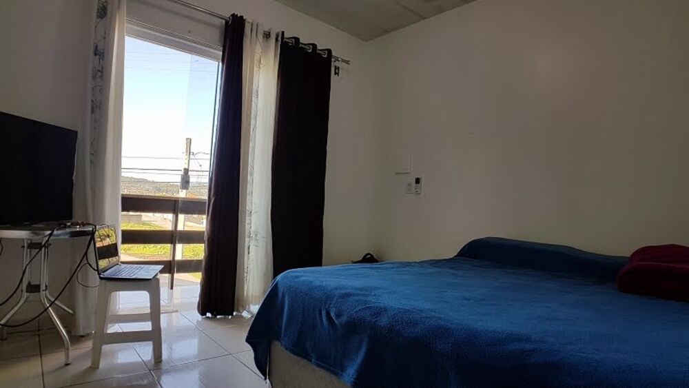 Casa à venda com 2 quartos, 61m² - Foto 3