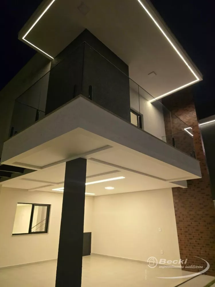 Casa, 3 quartos, 180 m² - Foto 1