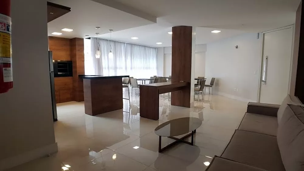 Apartamento à venda com 3 quartos, 87m² - Foto 1