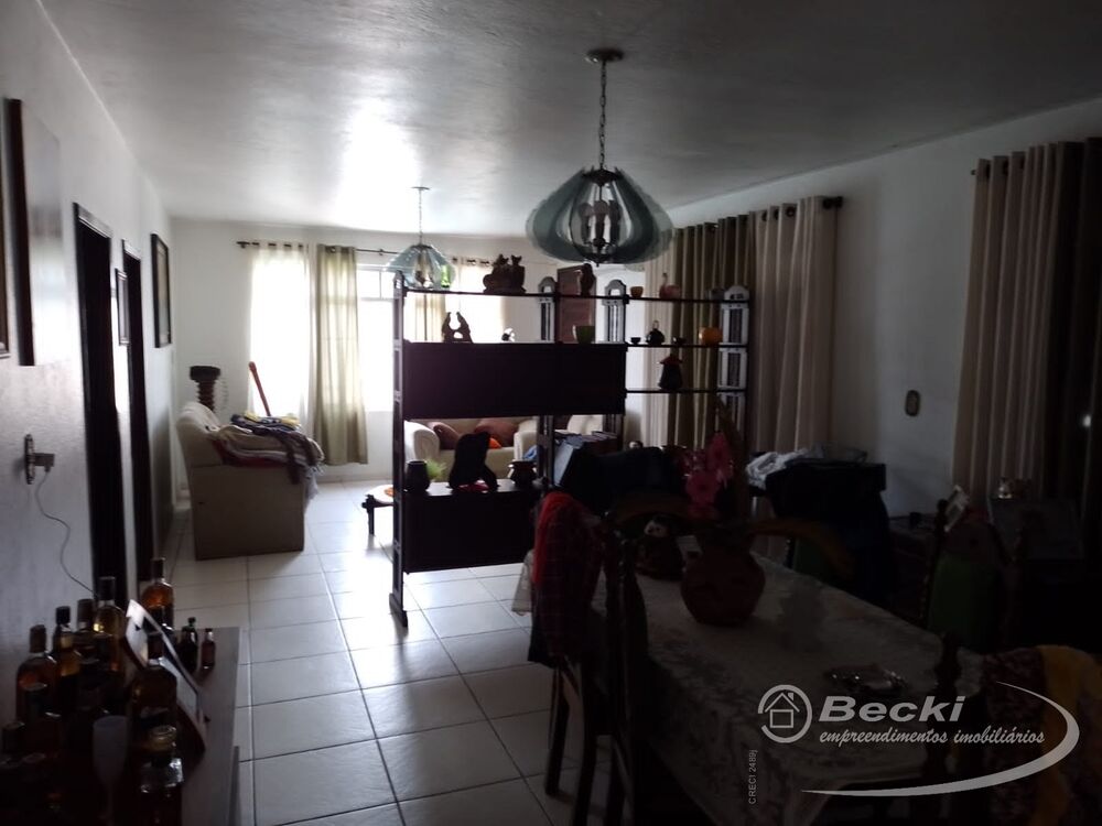 Casa à venda com 3 quartos, 355m² - Foto 5