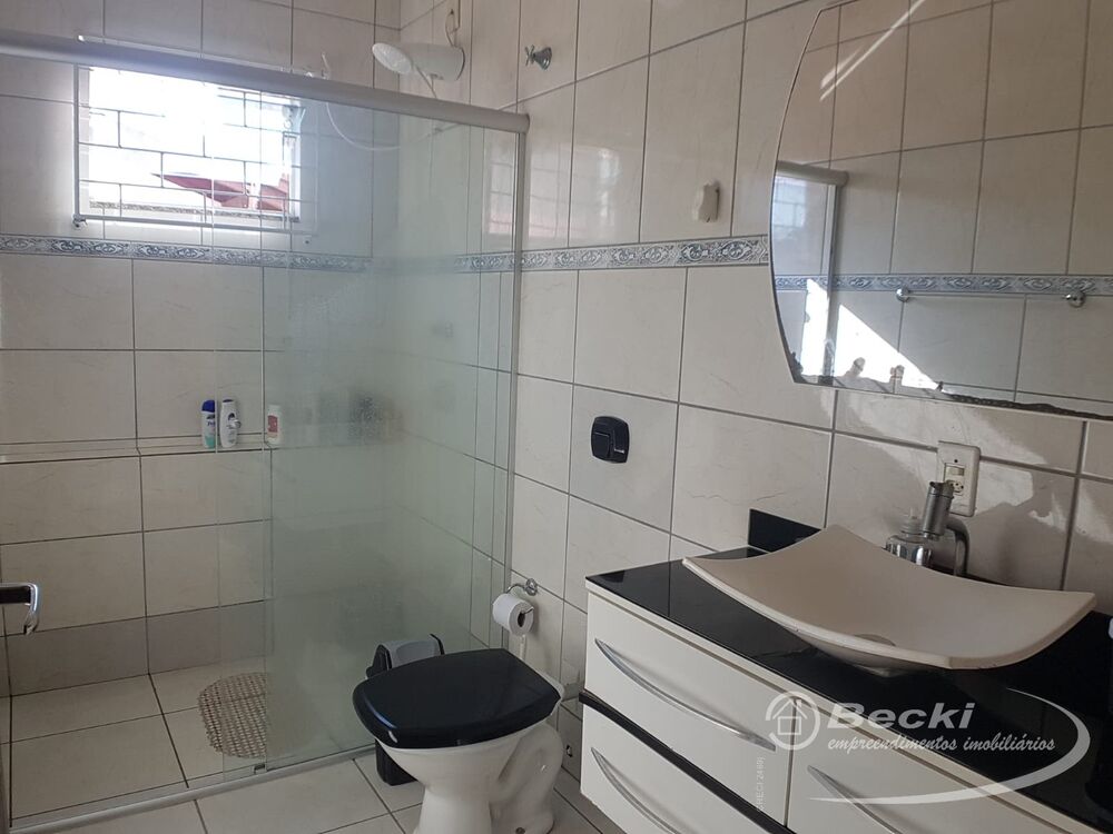 Casa à venda com 4 quartos, 126m² - Foto 7