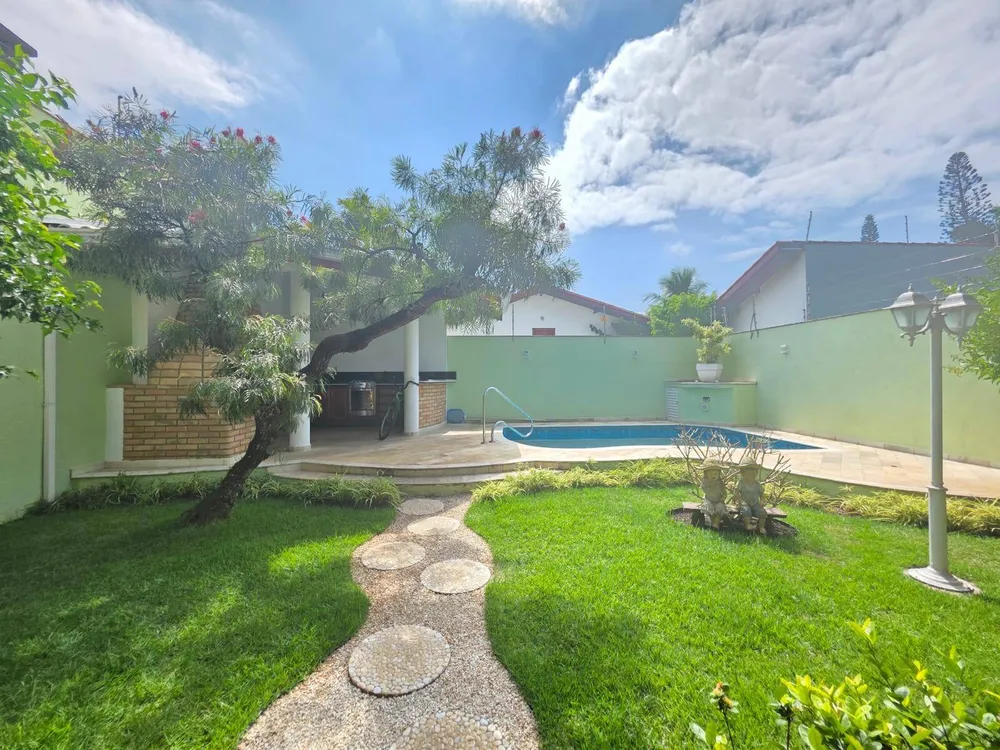 Casa, 3 quartos, 252 m² - Foto 14