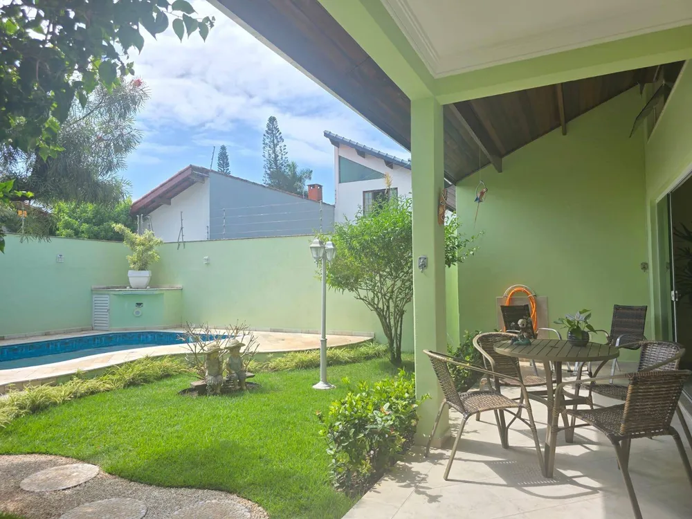 Casa, 3 quartos, 252 m² - Foto 16