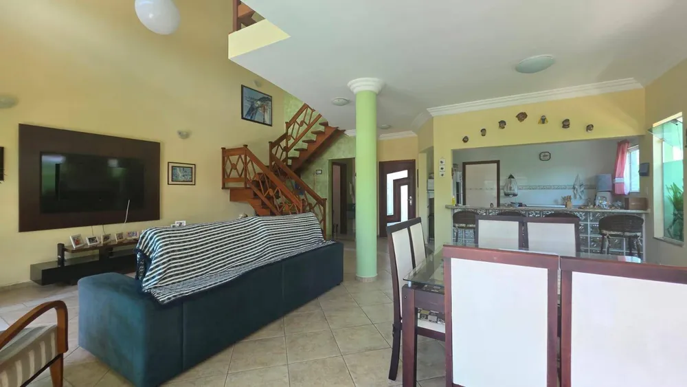 Casa, 3 quartos, 252 m² - Foto 2
