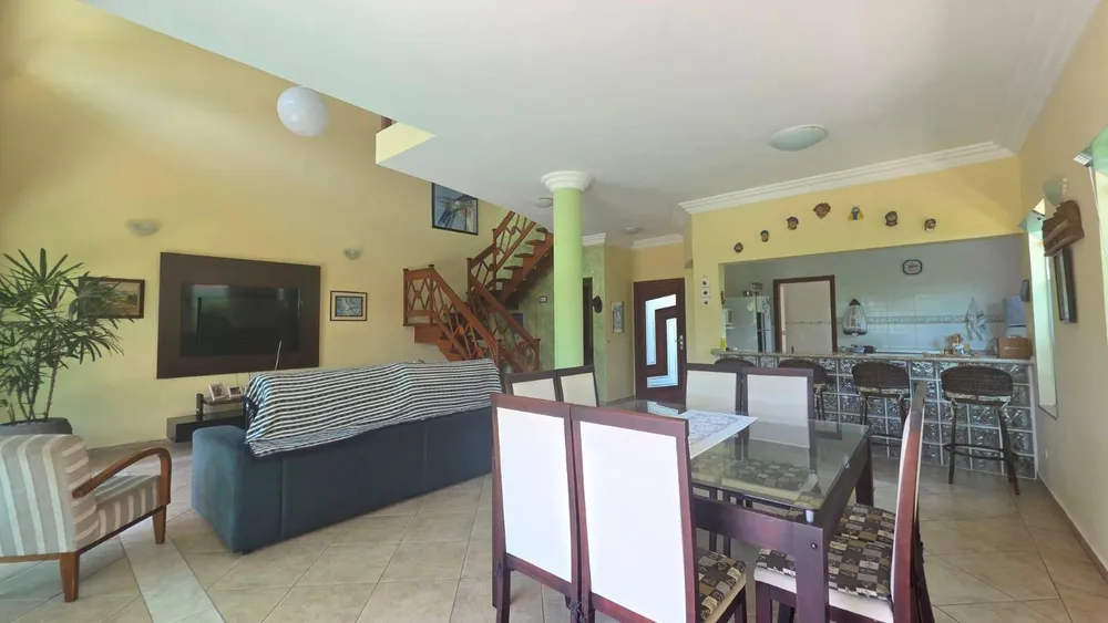 Casa, 3 quartos, 252 m² - Foto 4