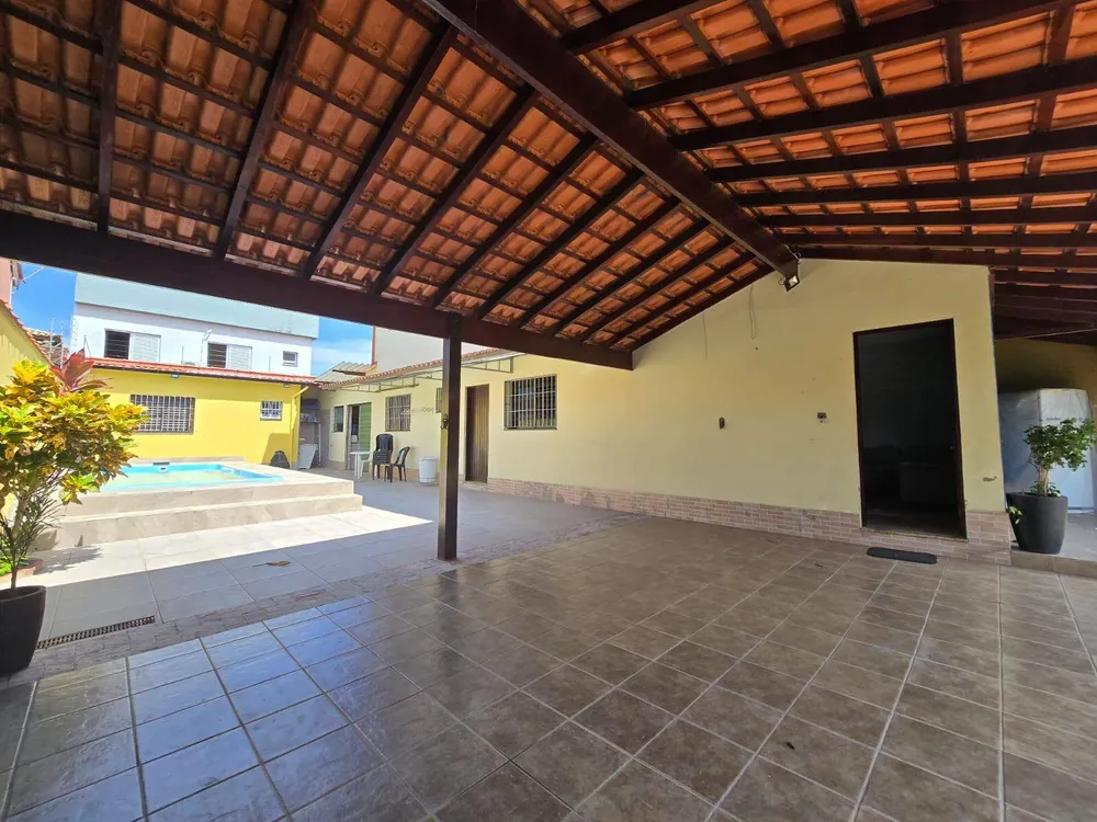 Casa, 5 quartos, 210 m² - Foto 4