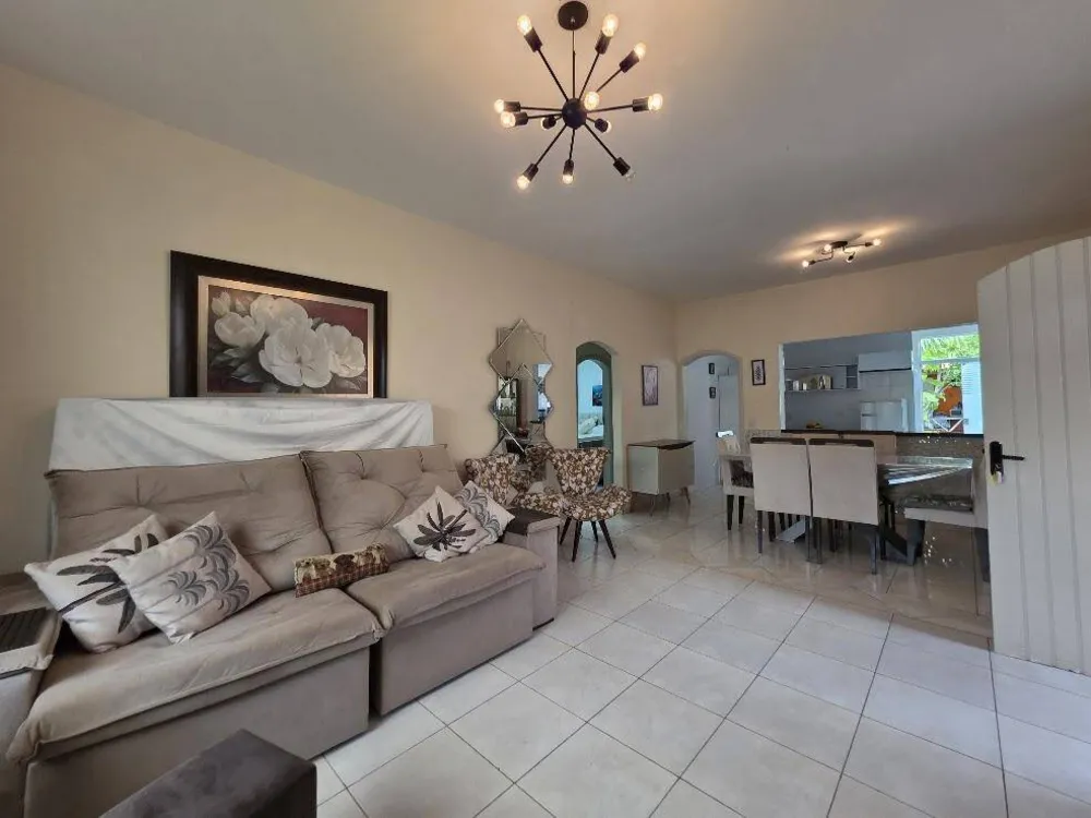 Casa, 3 quartos, 180 m² - Foto 1